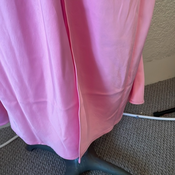 ONLY Silky soften stretchy sateen style light pink maxi dress, wait out back L - Picture 5 of 6